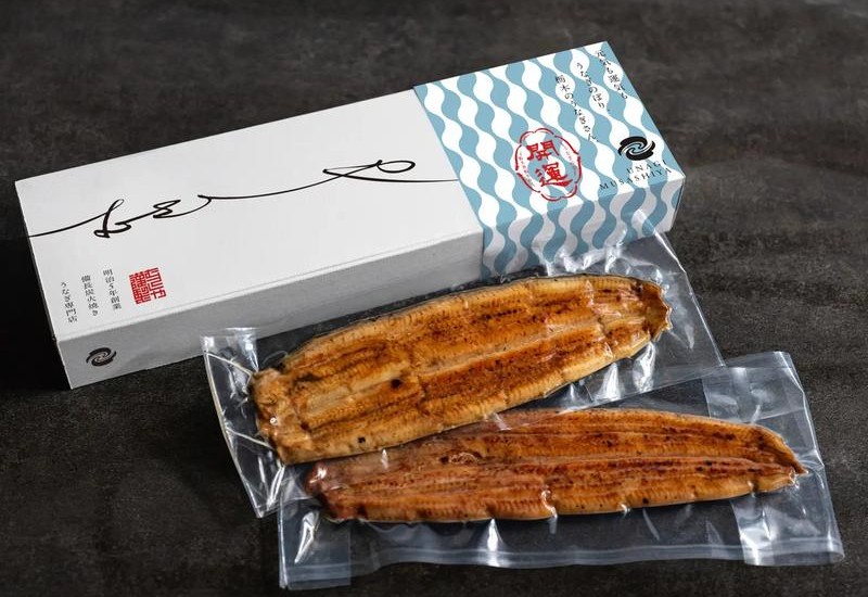 夏に食べたい、贈りたい。150年の老舗うなぎ専門店が「開運」を贈る、御朱印付きうなぎギフトを新展開