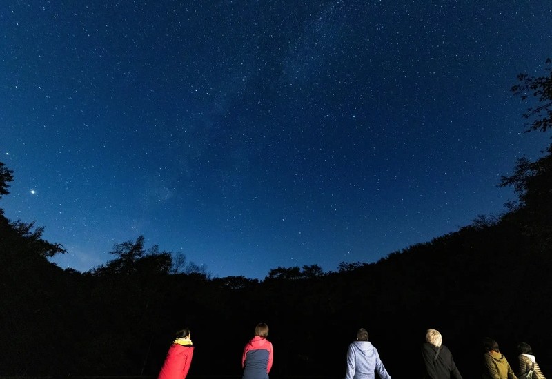群馬県最西端の土地で満天の星空を鑑賞！ 「夏のスターウォッチング＆ナイトハイク」が夏季限定で開催中