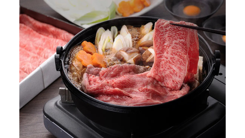 群馬県の旬のおいしさを楽しめる、「赤城和牛と下仁田ねぎのすき焼きセット」受注開始