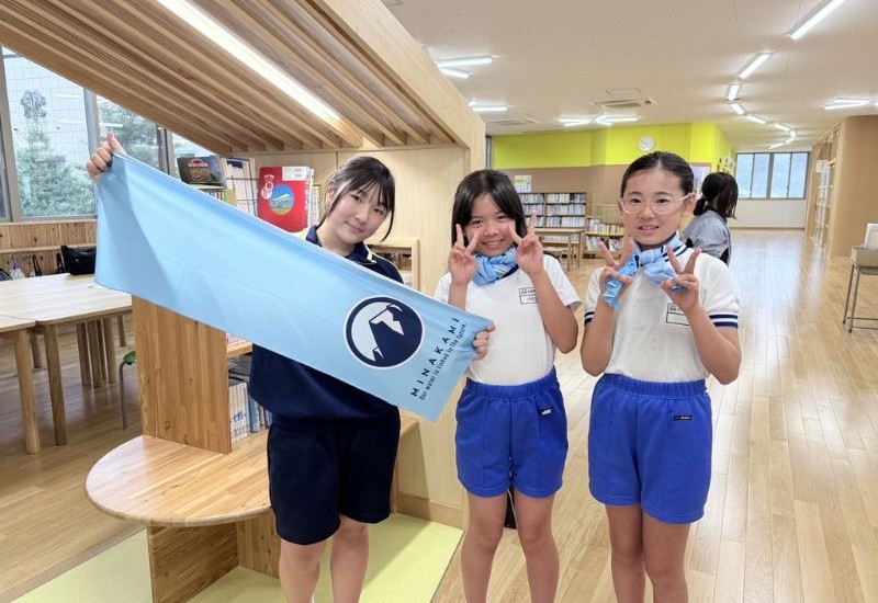 群馬県みなかみ町で初の取り組み。2学期の熱中症対策で全小中学生に冷感グッズを一斉配布